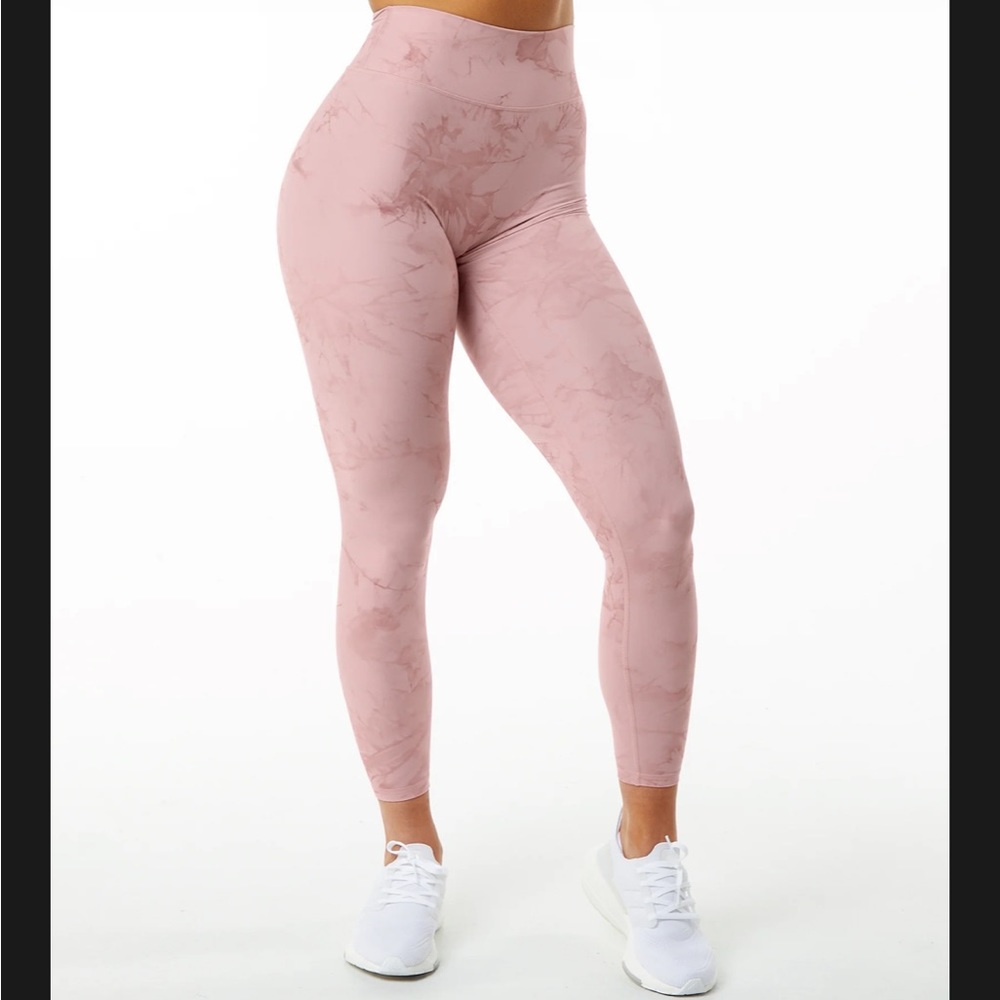 Alphalete Wonder Leggings, Blossom Pink, Size S